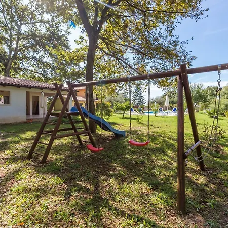 Apartment Susnjici 1 With Pool, Children Playground And Balcony *
